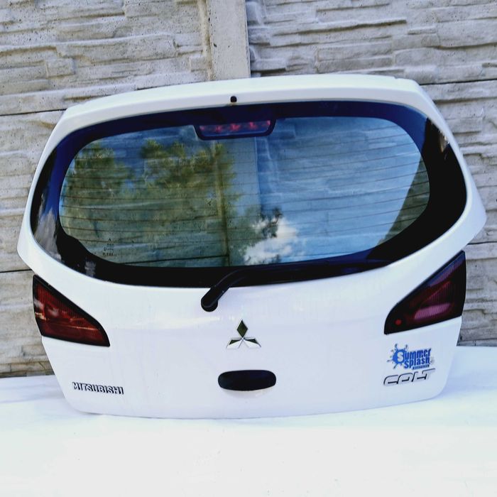 Mitsubishi Colt VI Lift 3D Klapa tył biała w16