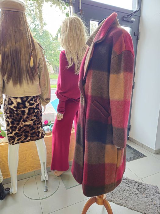 Płaszcz bordowy kratka długi, wełna r. Uni Italy !!!