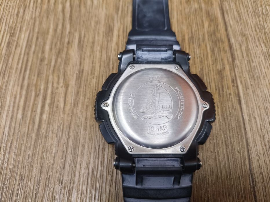 Годинник Q&Q m119