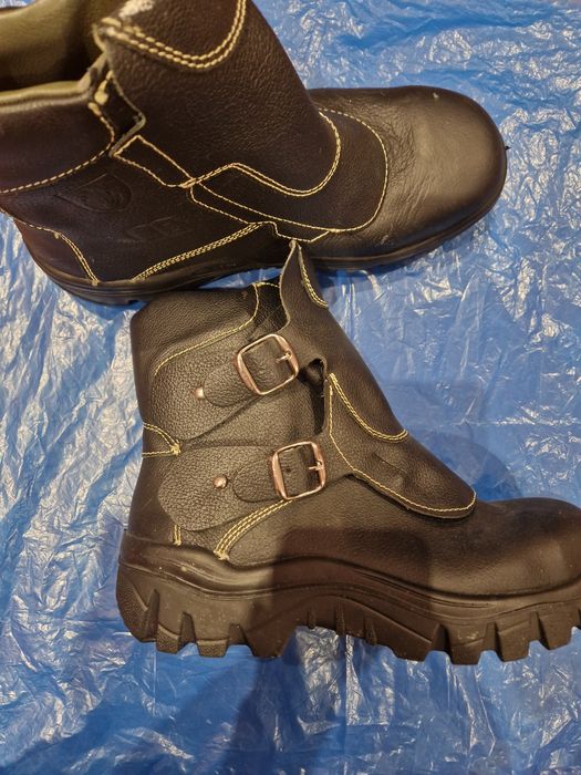 Обувь-рабочие ботинки