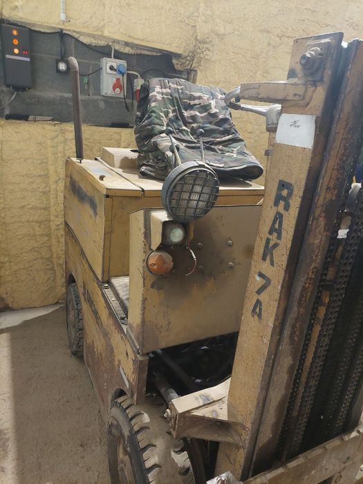 Wózek widłowy Rak A7