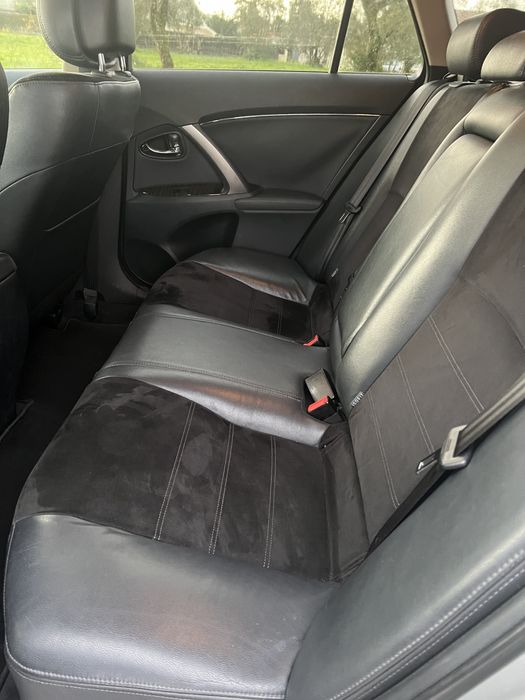 Totyota Avensis SW Luxury GPS disel