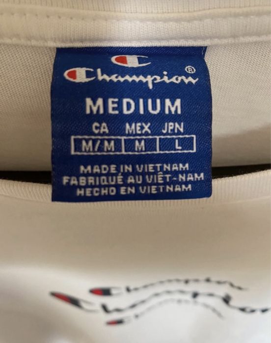 Tshirt champion praticamente nova