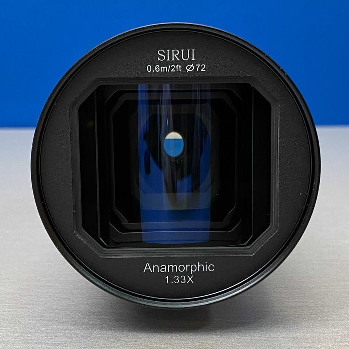 SIRUI Anamorphic 24mm f/2.8 1.33x (Fujifilm)