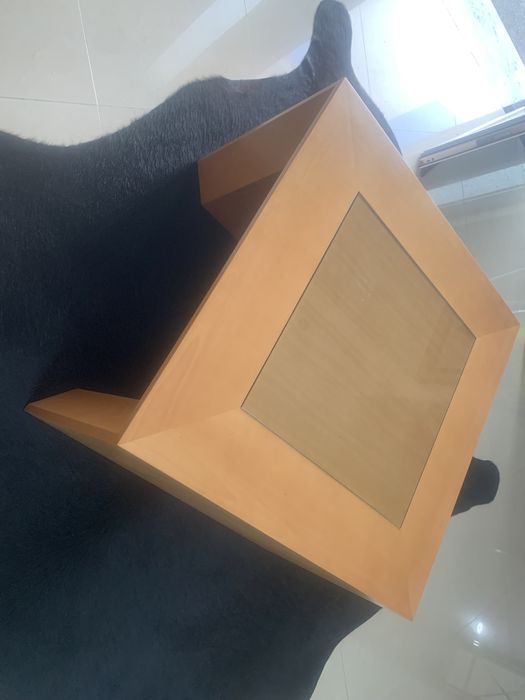 Mesa auxiliar de sala