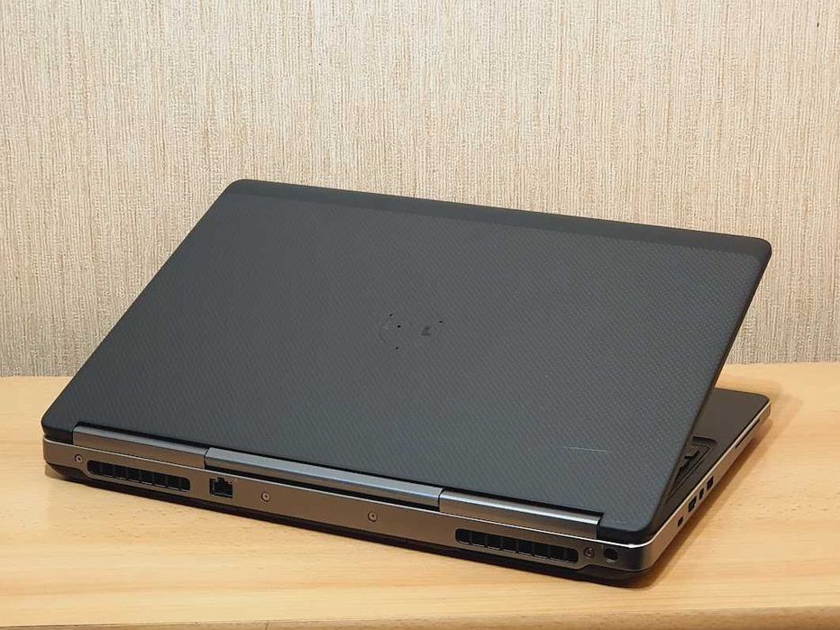 Ігровий ноутбук Dell Precision 7510 Nvidia Quadro M1000M Intel Core i7-6820HQ RAM 16Gb SSD 512Gb Батарея 9 годин, нова оригінальна батарея
