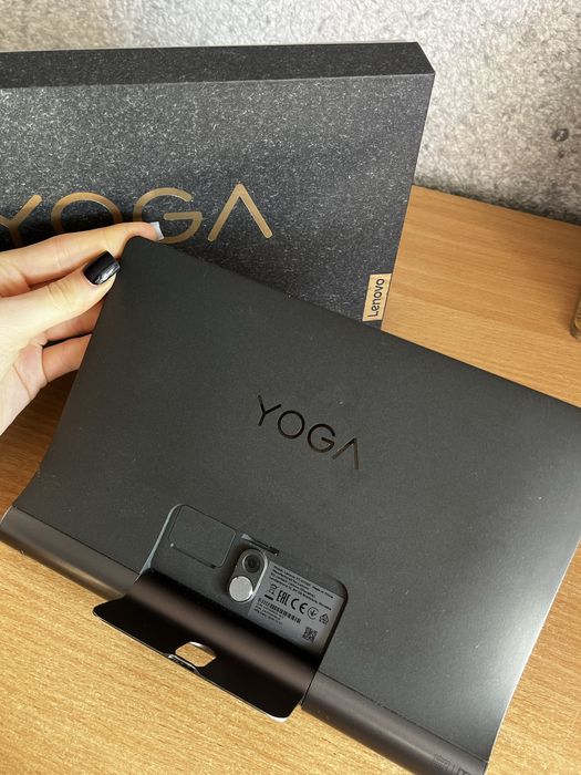 планшет Lenovo Yoga Smart Tab YT-X705F (10”, 64GB, Android 10)