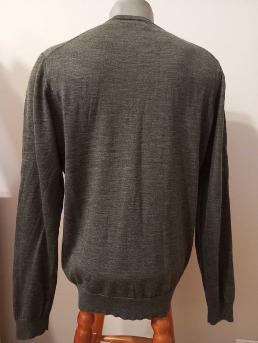 H&M Szary sweter męski z wełny merino w serek rozm.L
