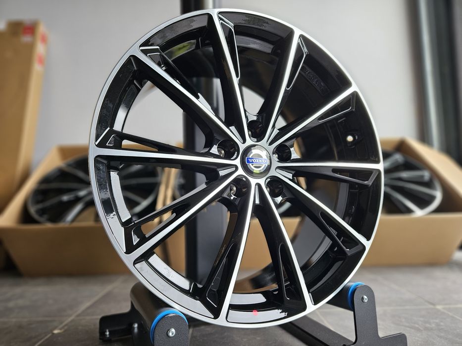 VOLVO 19 " Nowe 5x108 XC40 EX30 XC60 XC90 V60 V90 Cross Country Czarne