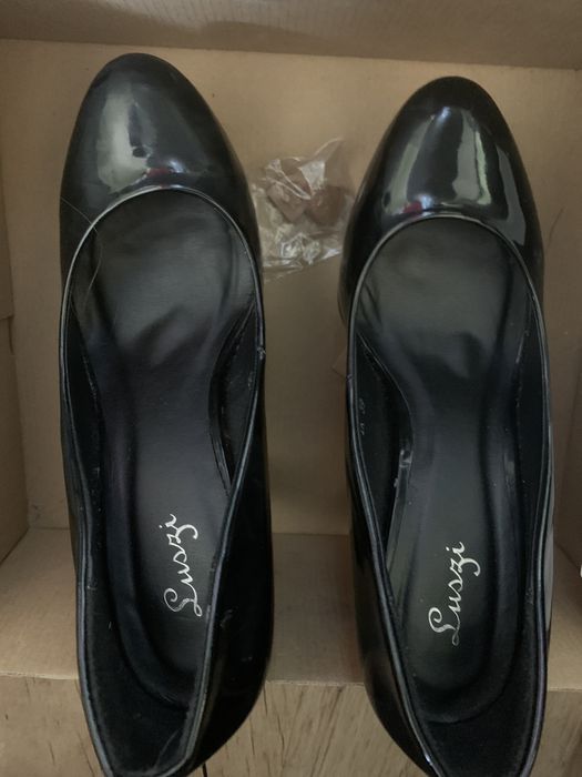 Czarne lakierowane obcasy 14 cm