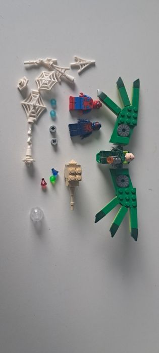 Lego Marvel 76114