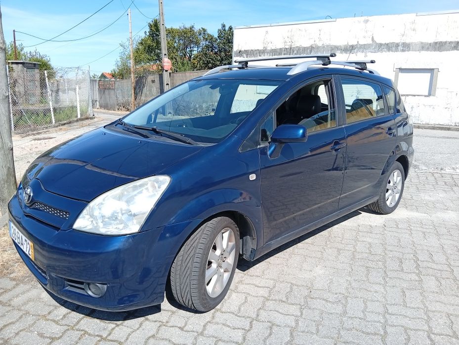 Toyota Corolla Verso 2.0 D-4D 7 lugares