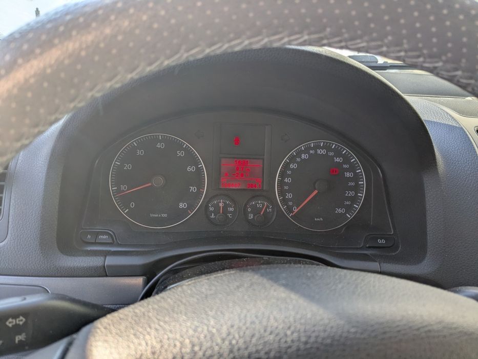 Volkswagen Jetta 5 1.6 MPI 2007 170 тис. пробіг / Обмін