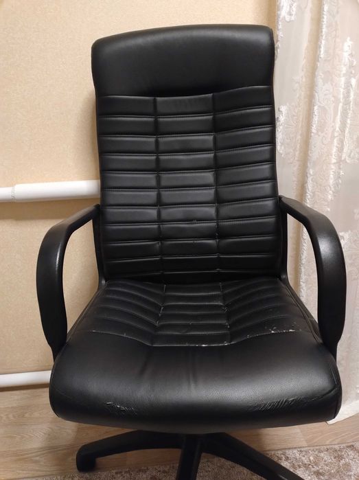 Крісло компютерне