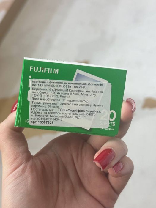 продаю катріджи на instax