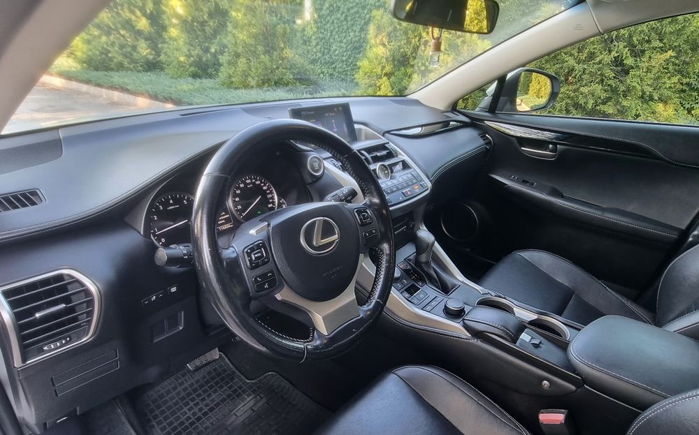 Продам LEXUS NX 2015г.