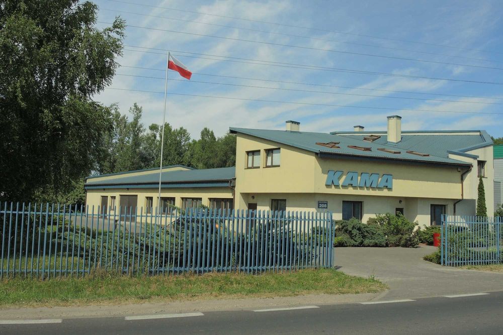 Sprzedam atrakcyjny budynek komercyjny w Warszawie