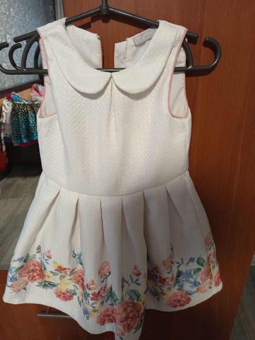 Одежда ,платья для девочки