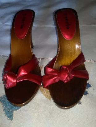 Sandalias vermelhas