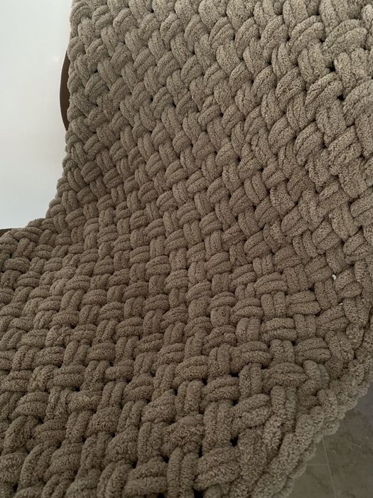 Пледи ручної роботи