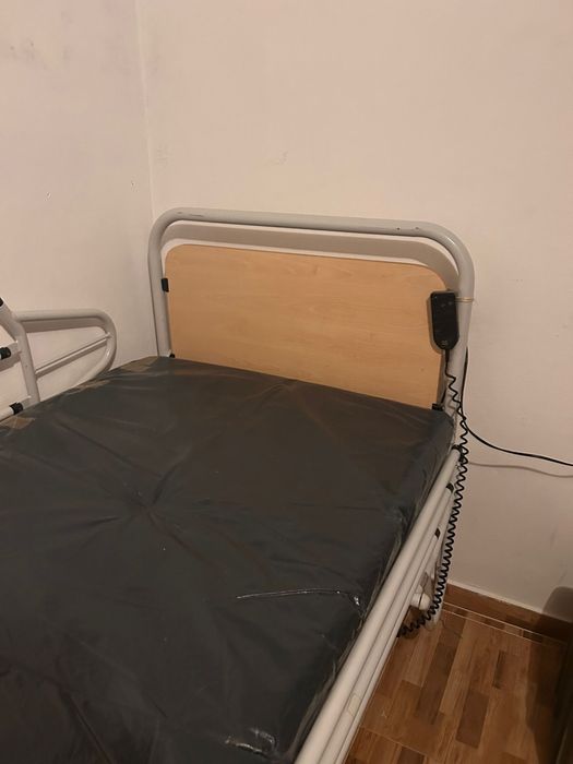 Cama articulada usada