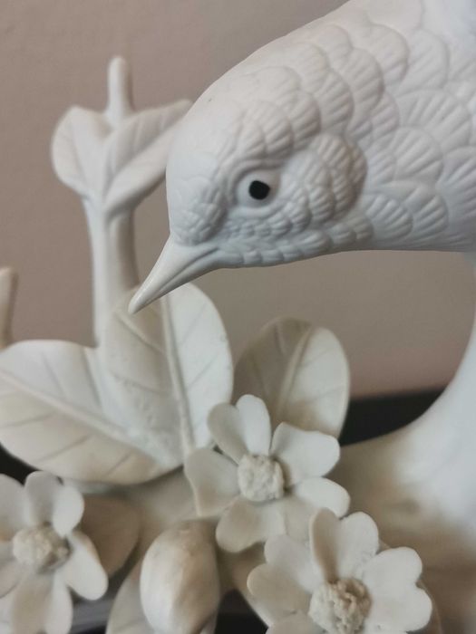 Figurka ceramiczna - Ptaszek na gałęzi - Vintage