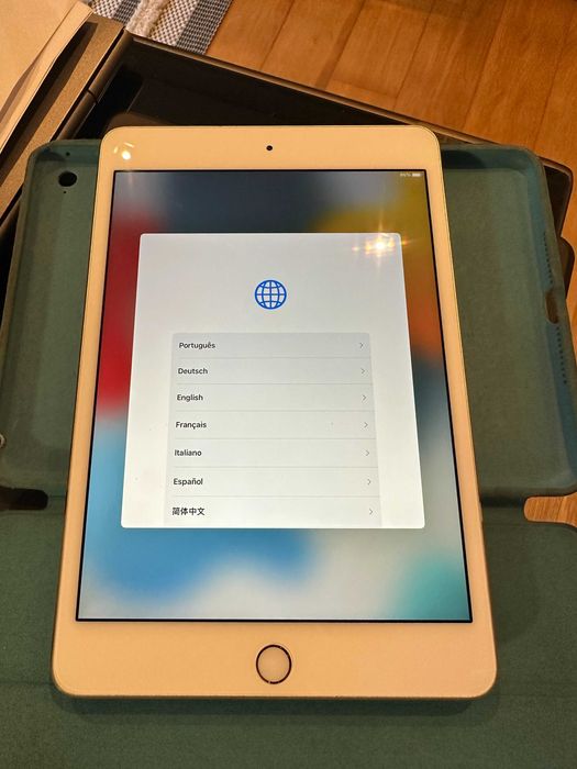 iPad Mini 4 (64GB Branco)