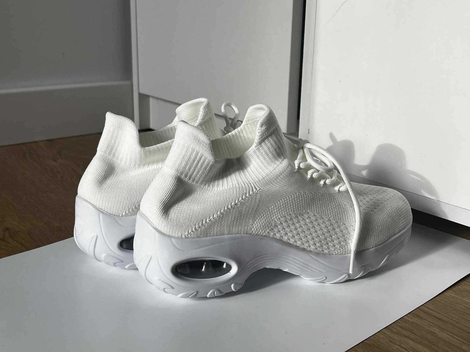 Buty damskie 38 nowe bez opak.