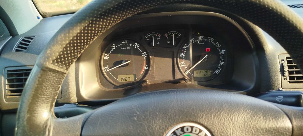 Skoda Octavia tour 1.6 2007рік газ/бензин