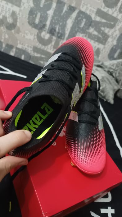 Buty korki półprofeski New balance tekela.