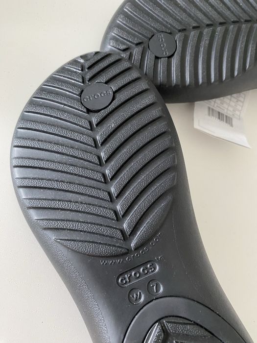 Nowe japonki Crocs Serena Metallic Bar r. 37/38 W7