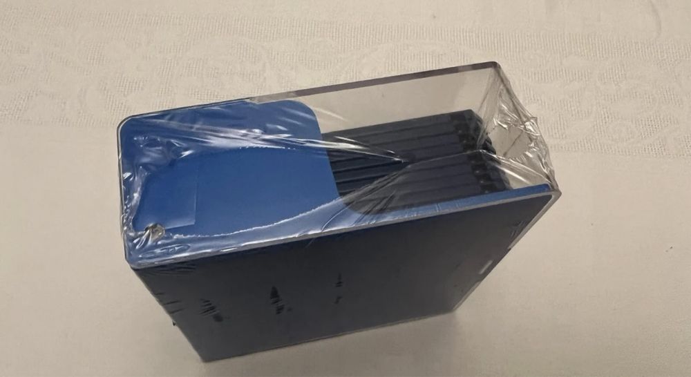 Caixa selada com 10 diskettes 3.5” 1Mbyte
