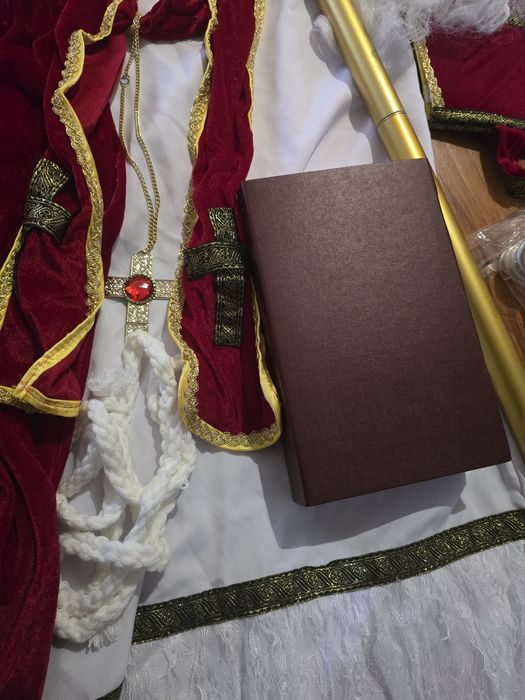 Костюм Святого Миколая (ОРЕНДА!)