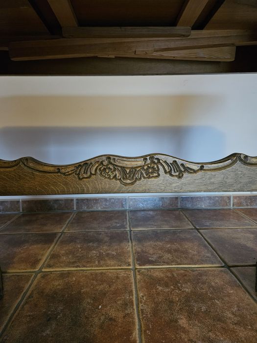 Dębowy stół rozkładany