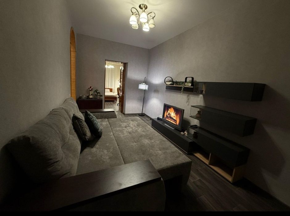 Сдам реальную 2комн квартиру Центральный парк.