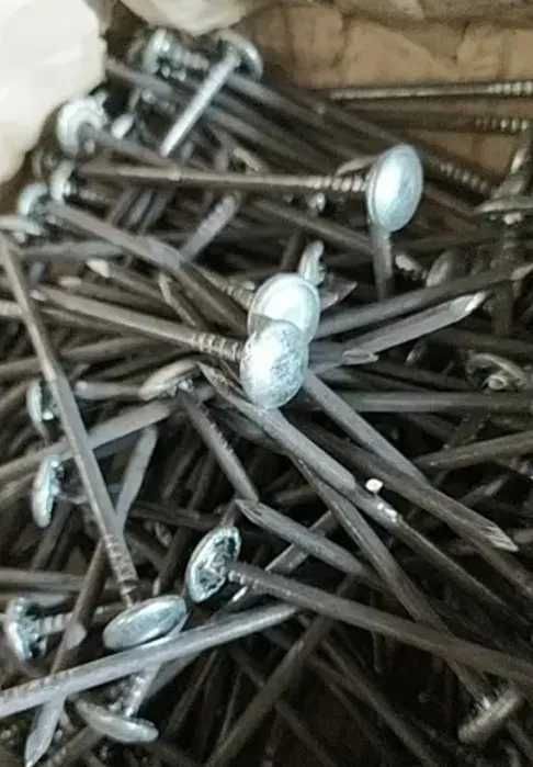 Молотки, сокири.,цвяхи шиферні і  цвяхи 40-200 мм , пилка