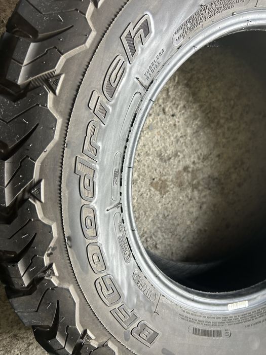 Opony terenowe 255/75R17 x 4 szt BF goodrich All-Terrain T/A
