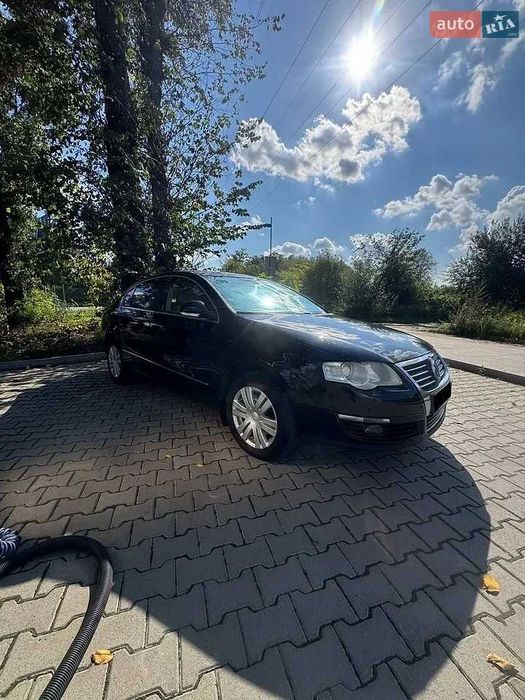 Volkswagen Passat 2006 (Автомат, 2.0 бензин)
