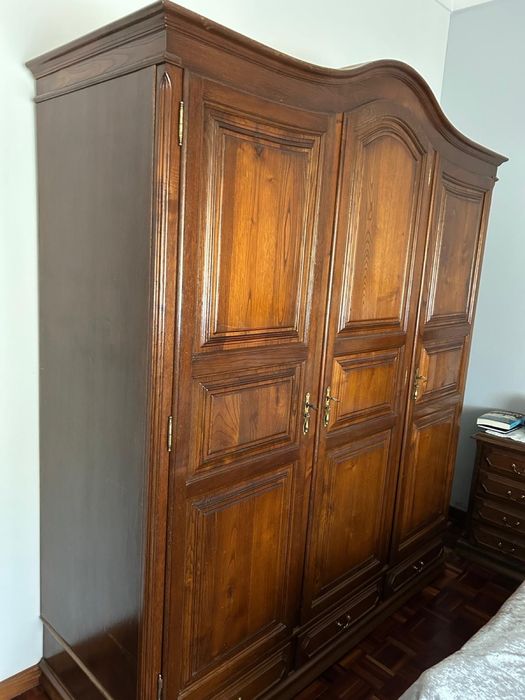 Mobiliia quarto - madeira maciça