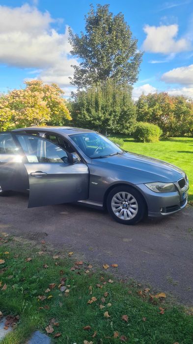BMW Série 3 320d (E90) - 2.0d 177cv - 2008 — photo 4