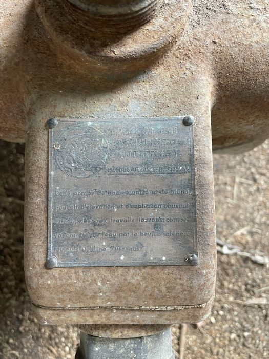 Motor de rega a trabalhar