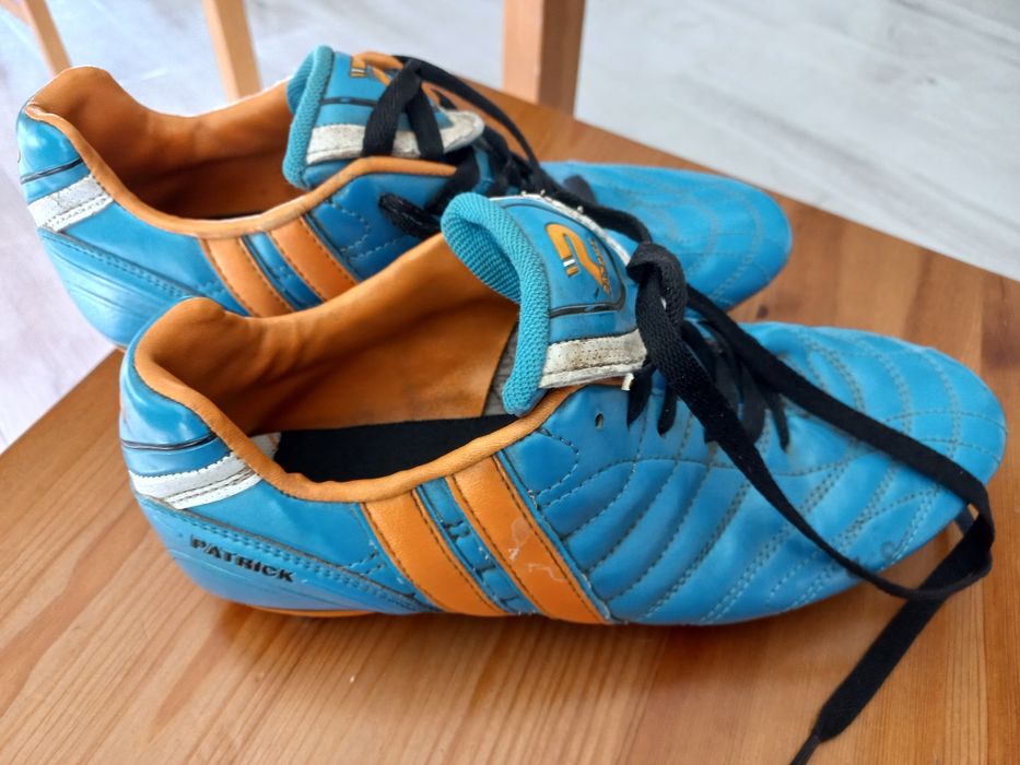 Sprzedam buty  korki