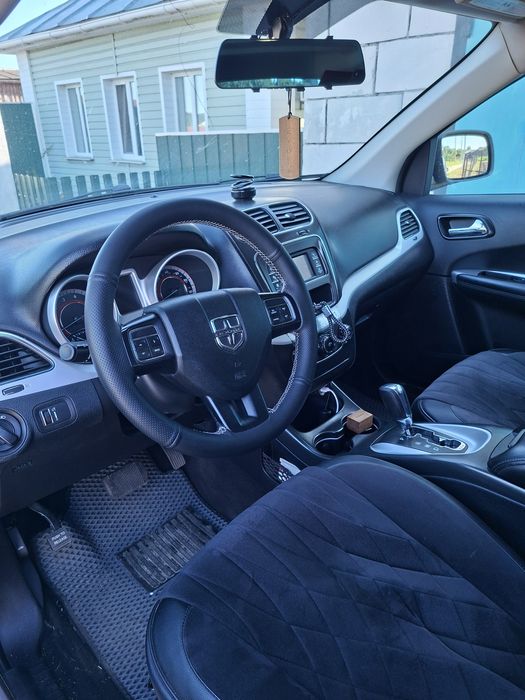 Продам Dodge Journey 2017