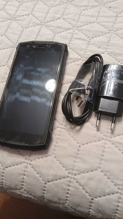 Smartfon   Doogee  S 55 + Ładowarka