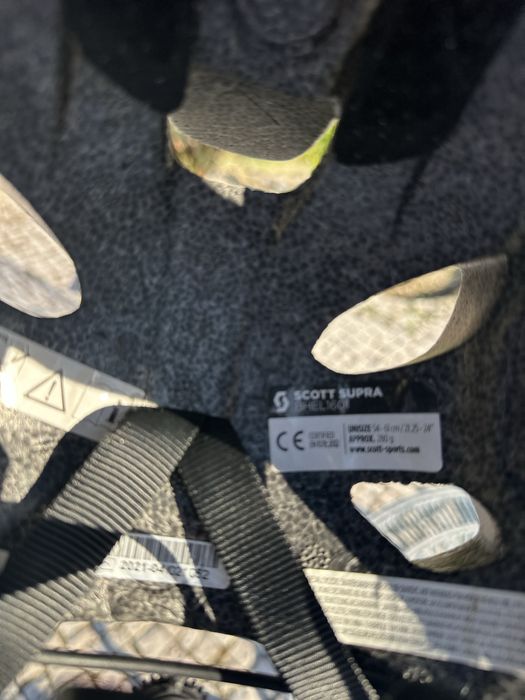 Capacete de ciclismo Scott Supra, excelente estado