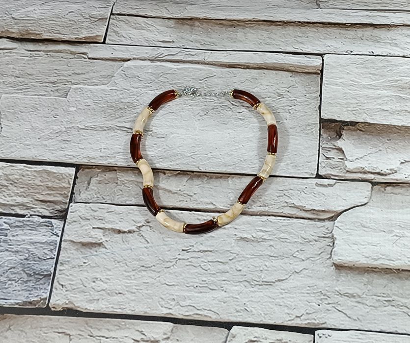 Naszyjnik dla kobiet plastikowy 54 cm