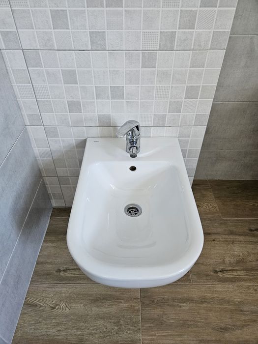 Bidet z baterią Koło