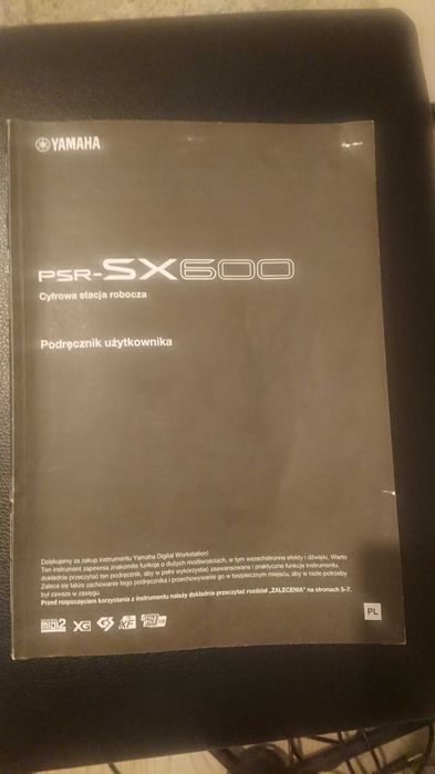 Yamaha psr sx 600