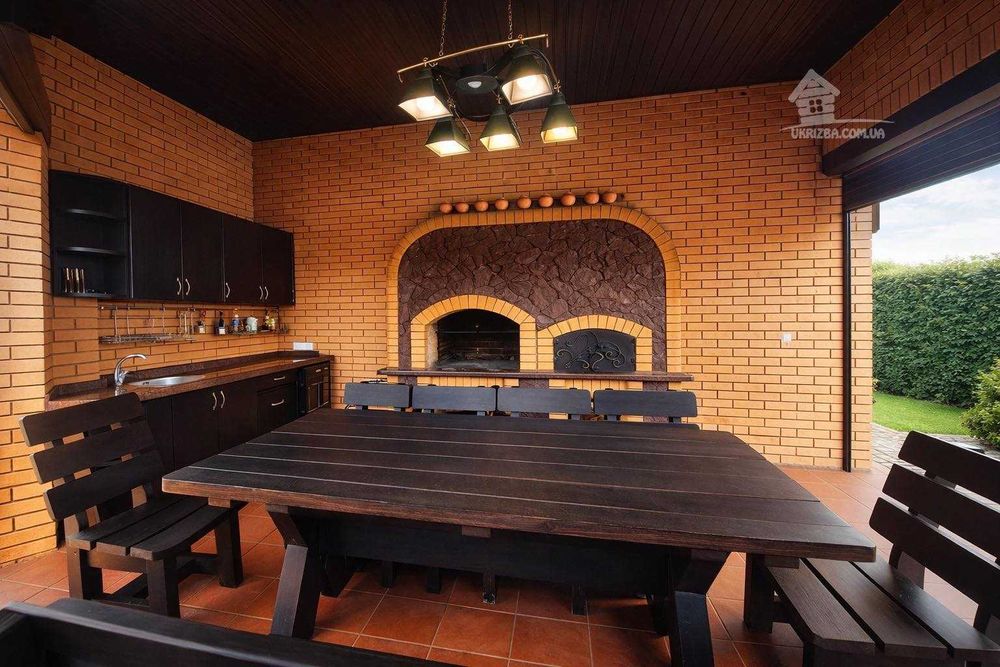 Посуточно.10км от Киева,5 спален,баня,теплый бассейн,бильярд,генератор