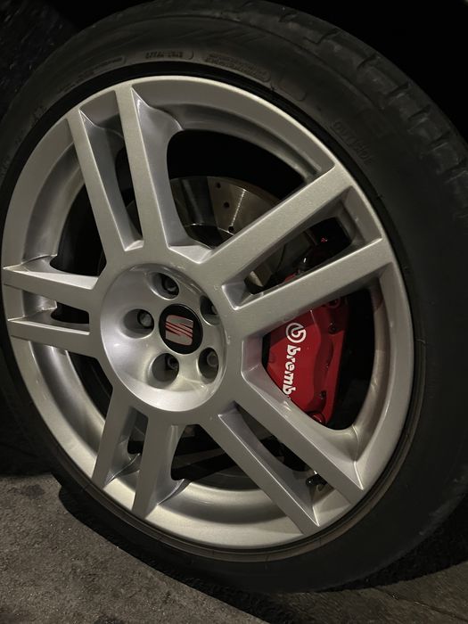 Seat leon 1m  ARL 150 cv